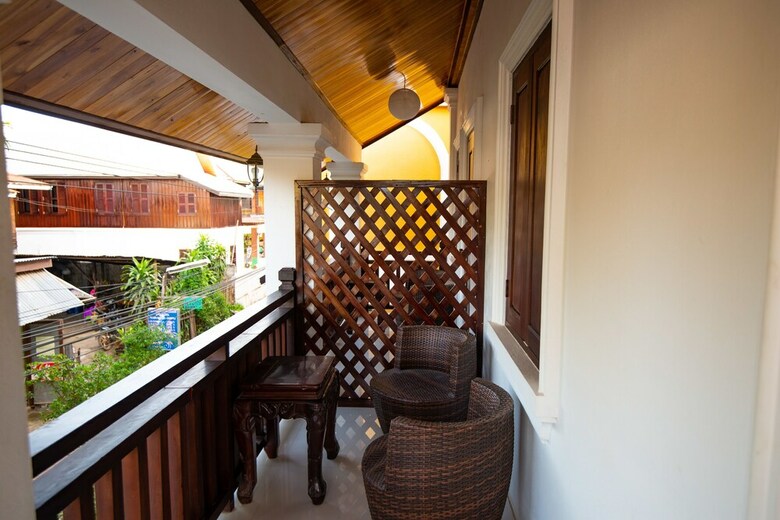 Hotel Jasmine Ville Guesthouse