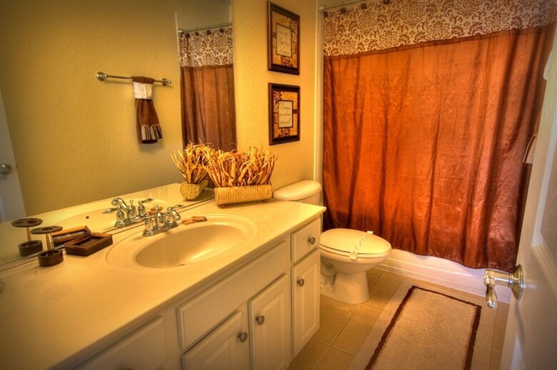 5br 5ba Home In Windsor Hills By Cv-2622