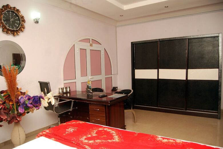 Hotel Mmmhouse