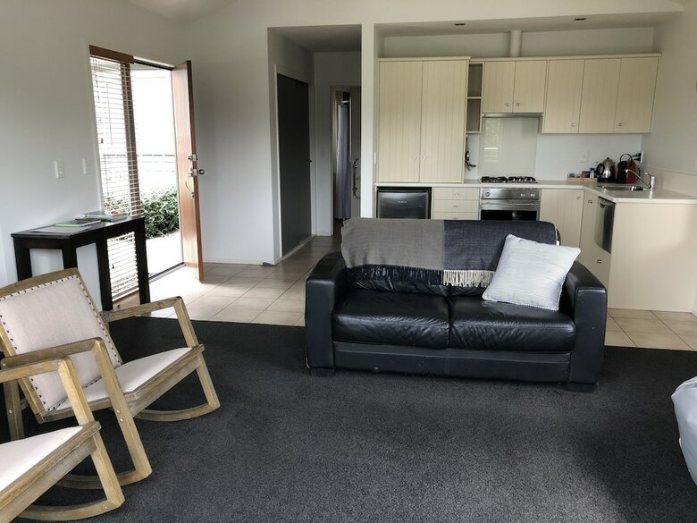 Apartamentos Sunrise Retreat With Lake View