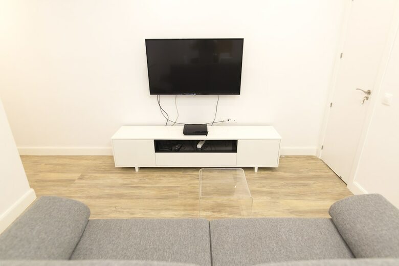 Apartamentos Dobo Homes Puerta Del Sol I