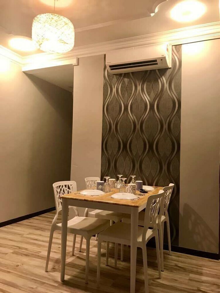 Apartamentos Penginapan Amisu