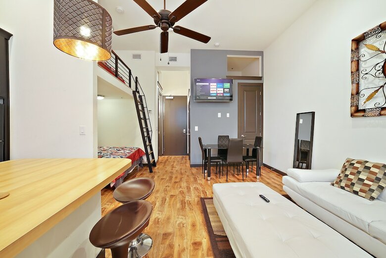 Apartamentos Old West Lofts Down Town Tampa
