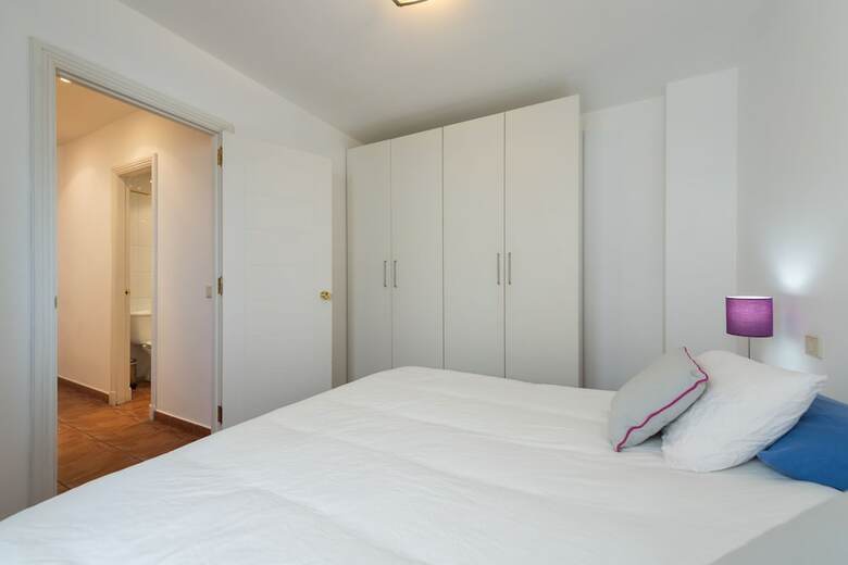 Apartamento Practico Al Lado De La Playa - Lanz-6
