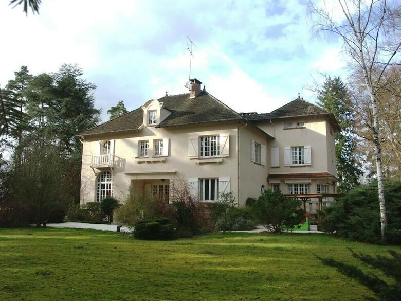 Bed & Breakfast Domaine De Bramefaon