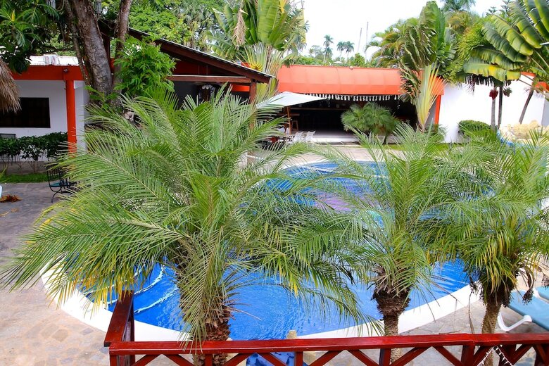 Hotel Oasis Adult Resort