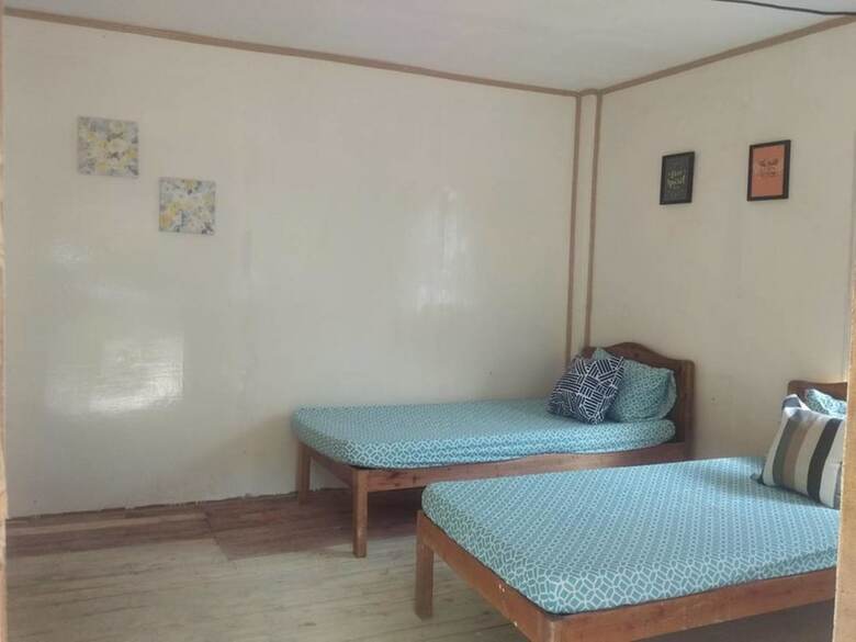 Hotel Nelmann's Nipa Huts