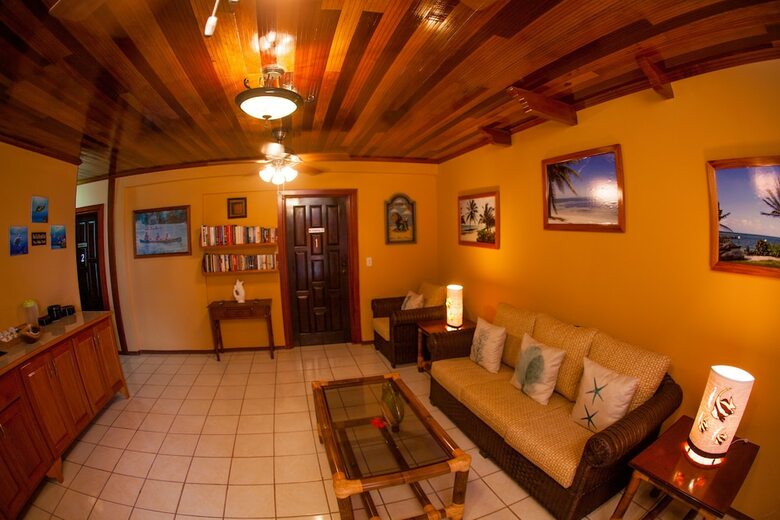 Apartamentos Hummingbird Suites Master King Room 3-3