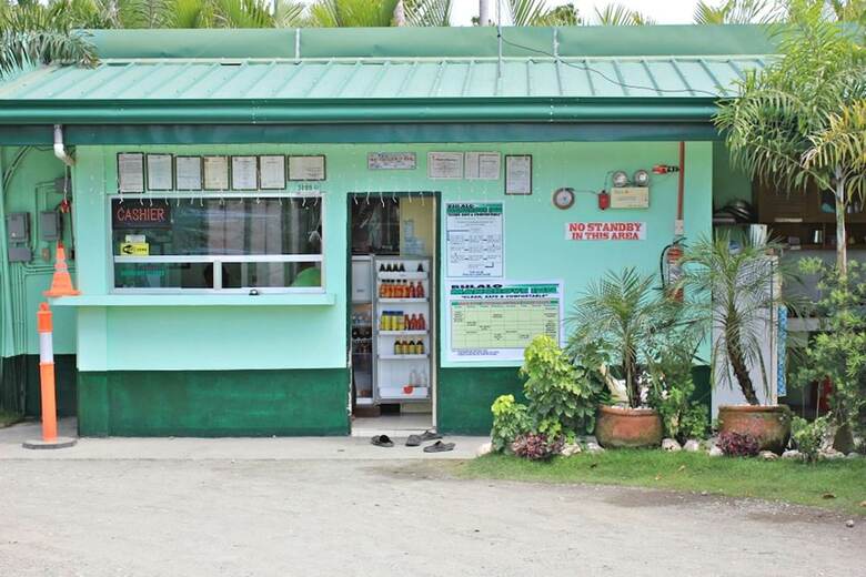 Hotel Bulalo Mangrove Inn