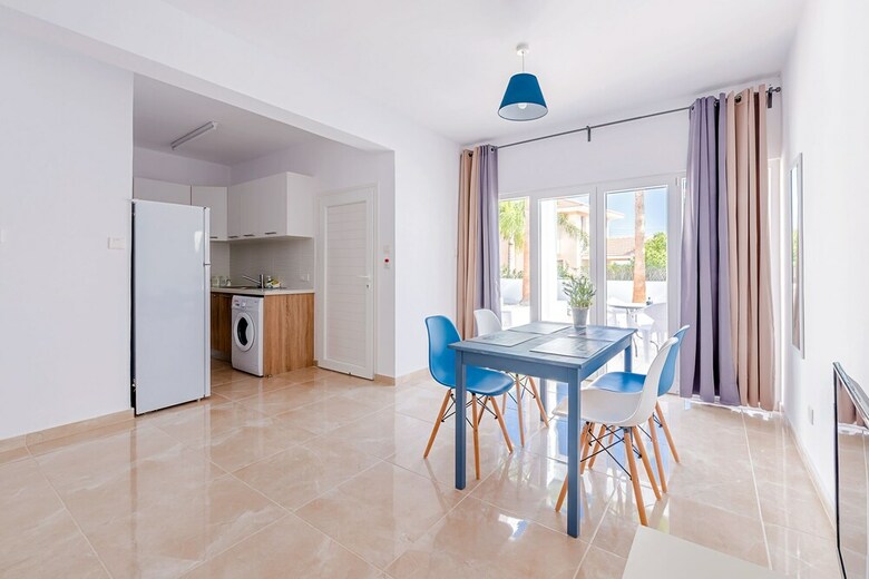 Color Cyprus Amozoniu Apartments