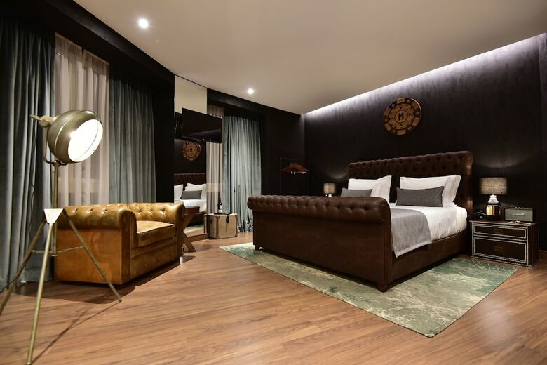 Maxime Hotel