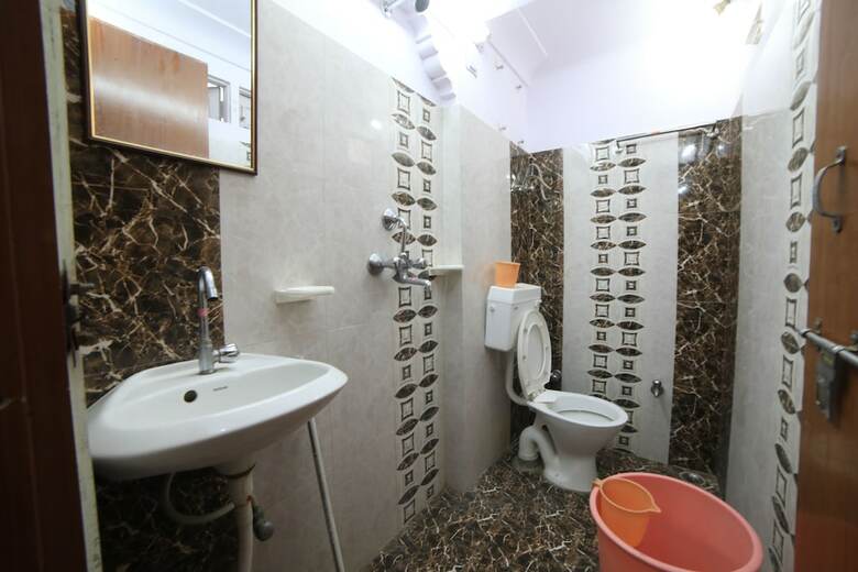 Hotel Boby Mansion (manasvi Guest Home)