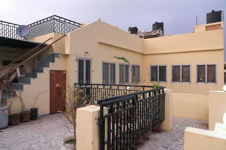 Hotel Boby Mansion (manasvi Guest Home)