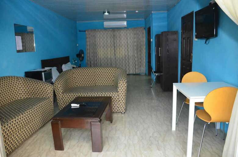 Hotel Queens Way Resorts