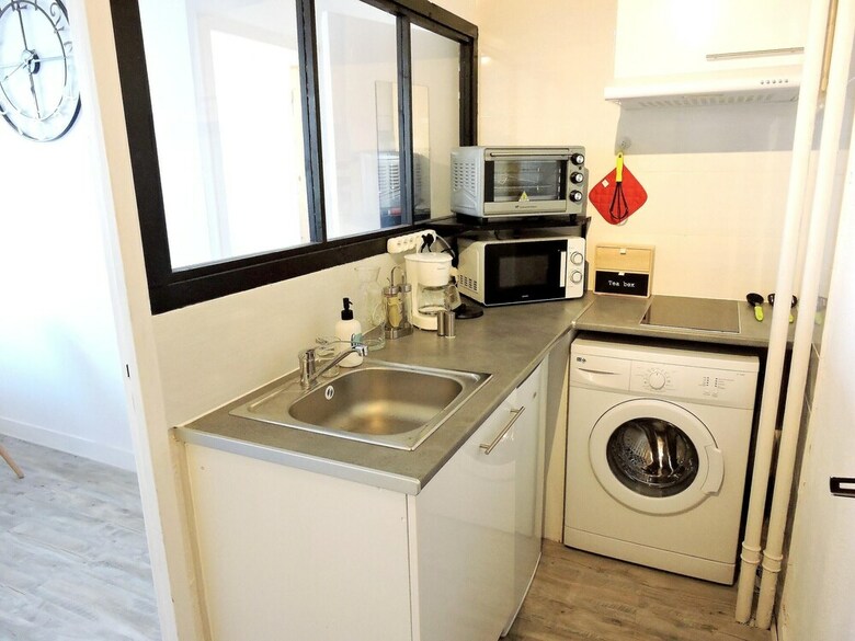 Apartment With One Bedroom In Orl�ans, With Wifi