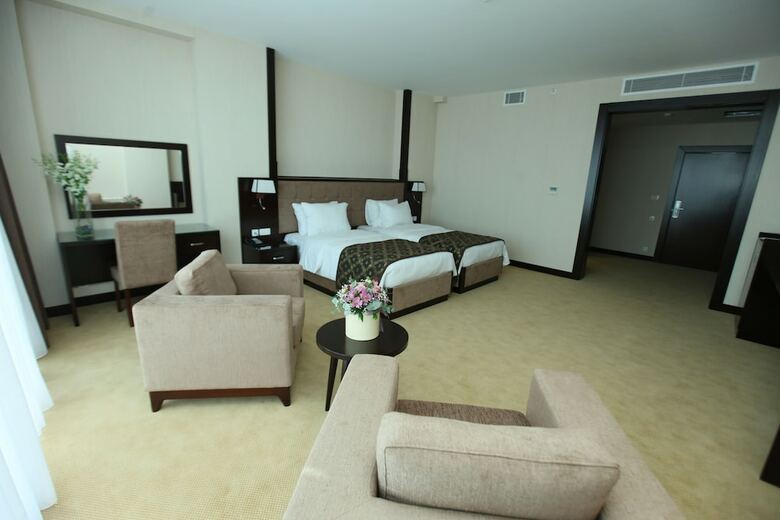 Harmony Hotel Baku
