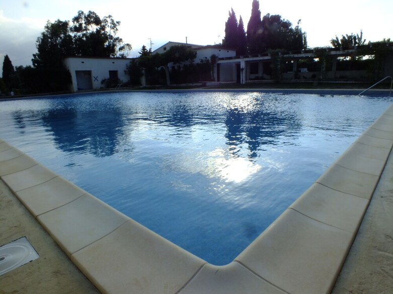 Apartamentos Estudio La Mas�a - A168