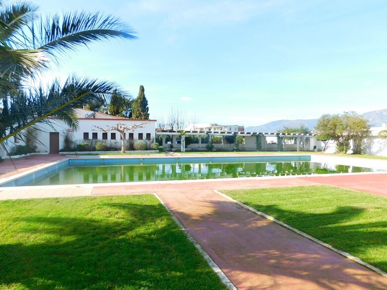 Apartamentos Estudio La Mas�a - A168