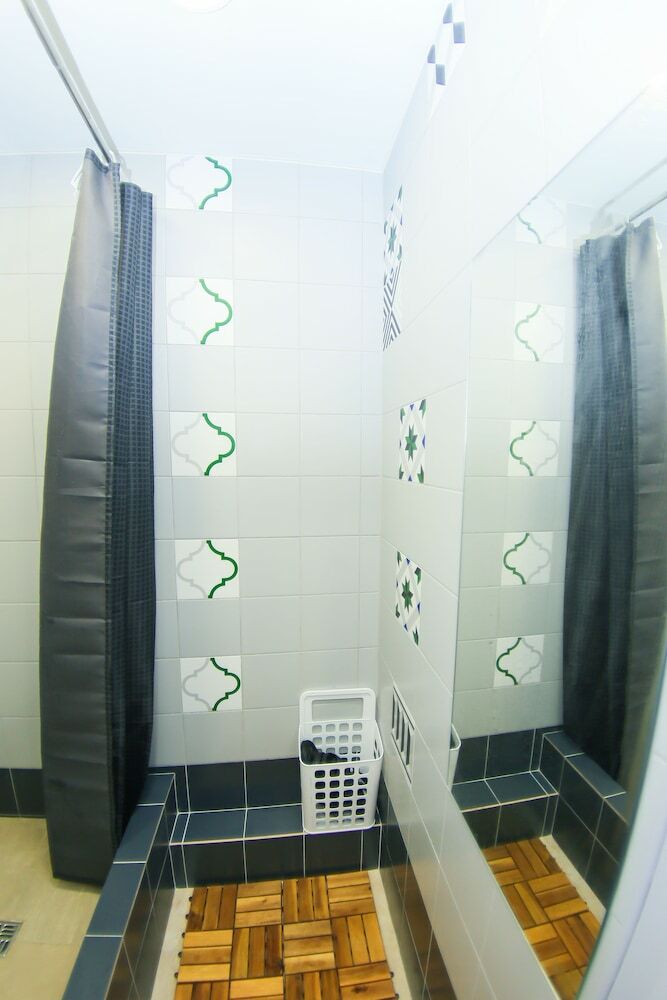 Hostal Kupe Capsule Hotel & Hostel