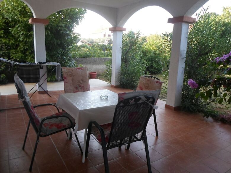 Apartmani Golic