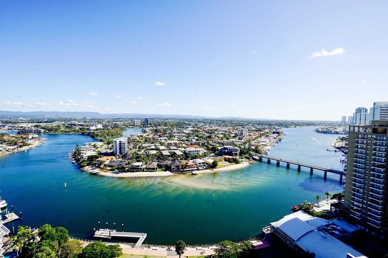 Apartamentos Circle On Cavill Apts - Holiday Paradise