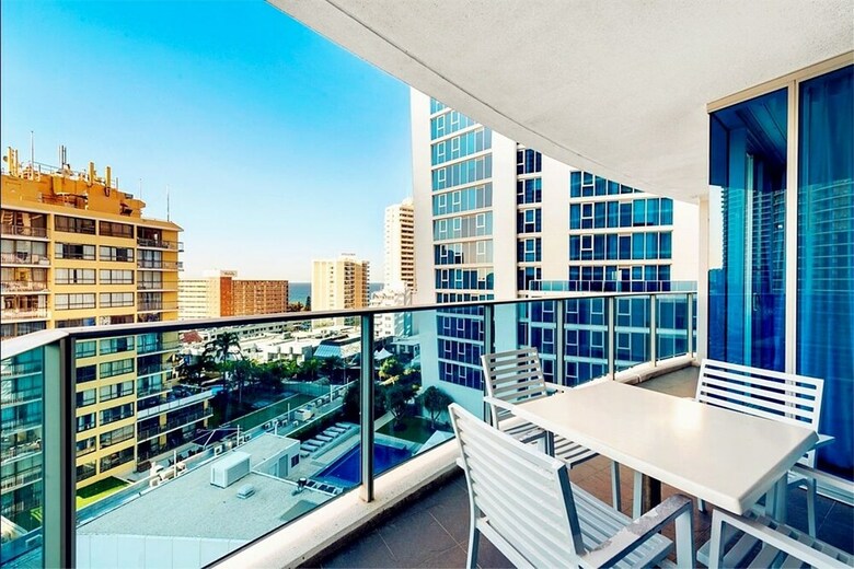 H Residence Apartments- Holiday Paradise
