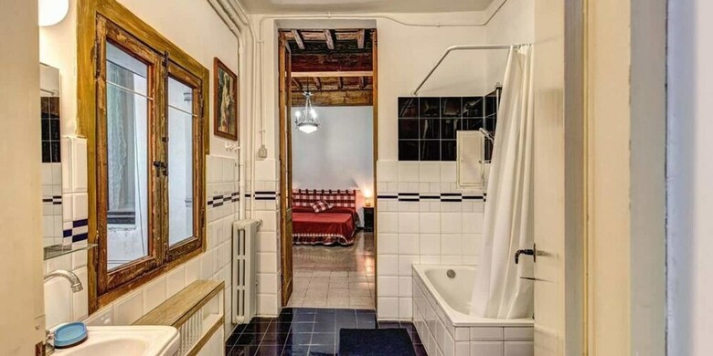 Campo De Fiori 3 Bedroom Apartment