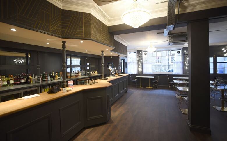 Hotel The Pack And Carriage London