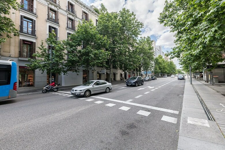 Apartamentos Home Club Serrano Viii