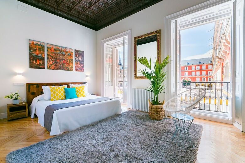 Apartamentos Home Club Plaza Mayor IV
