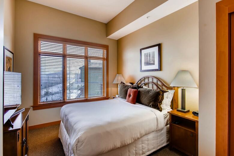 Capitol Peak Lodge By Snowmass Mountain Lodging