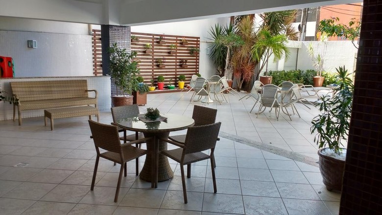 Apartamento Itaigara