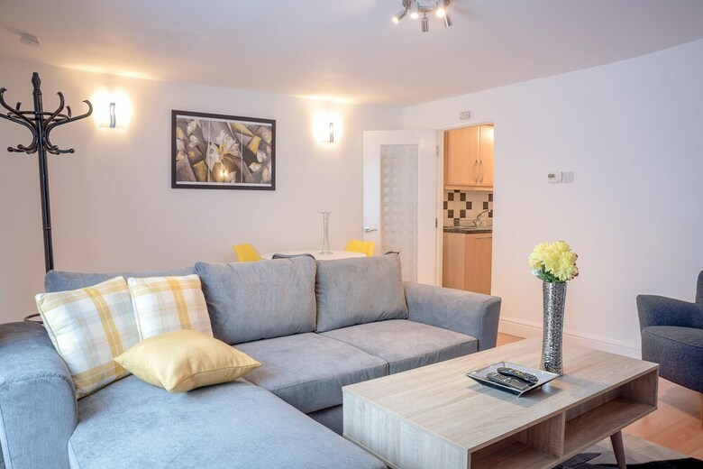Ykp Apartments - Mornington Crescent