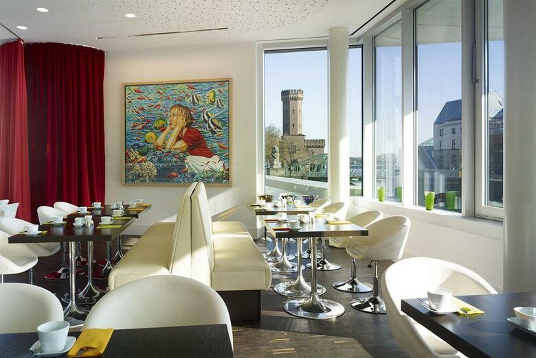 Hotel Art'otel Cologne, By Park Plaza