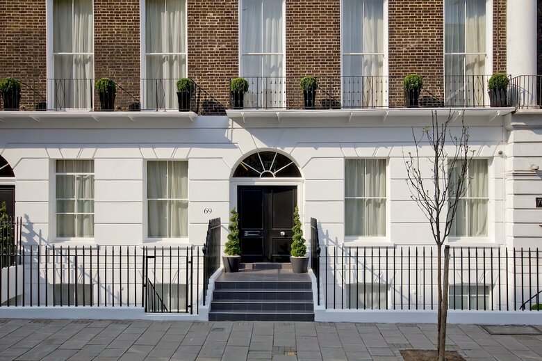 Guilford Street Apartments
