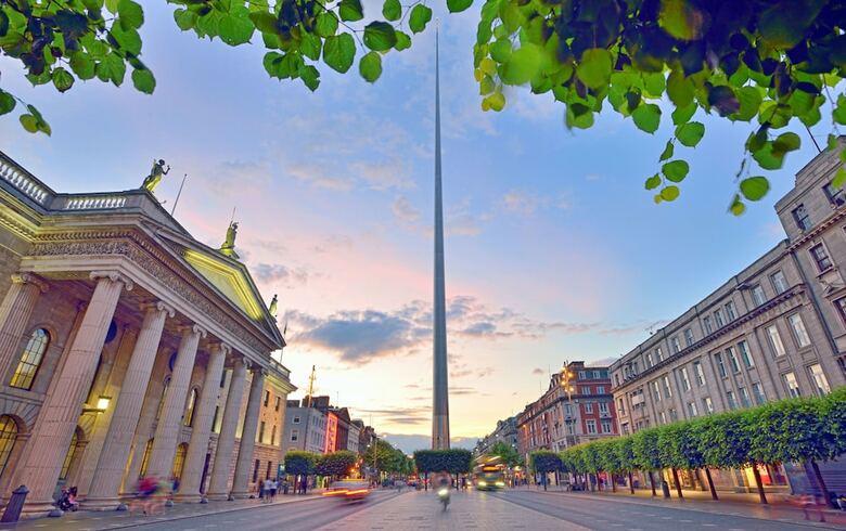Grand Canal Square Luxury Apartment