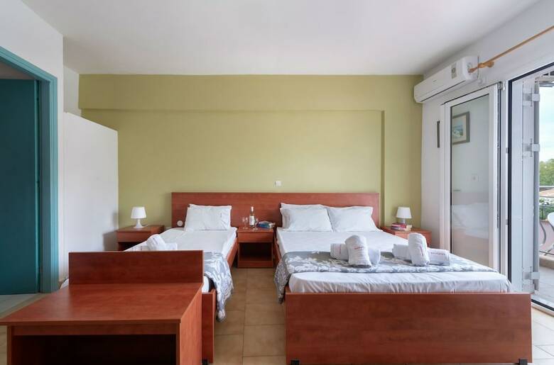 Apartamentos Socrates Studios