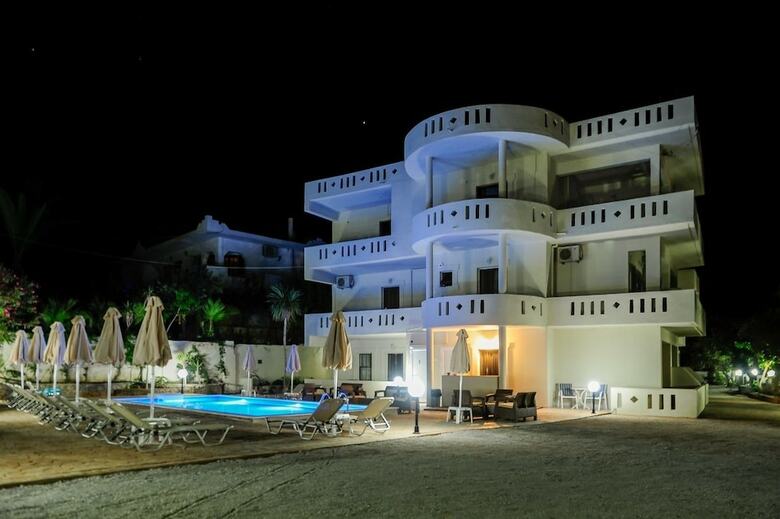Aparthotel Muses Studios