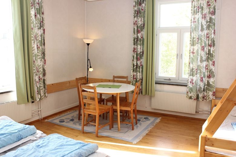 Hostal Stf �stersund Ledkrysset Vandrarhem