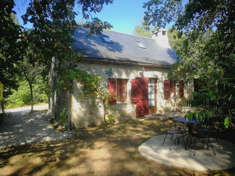La Chaumi�re Et Sa Roulotte