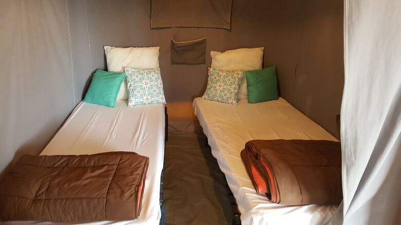 Camping De L'�le