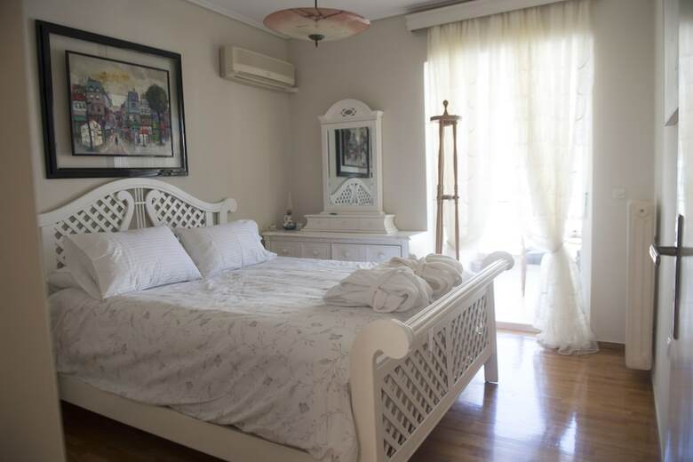 Athens Deluxe Apartment Near Acropolis