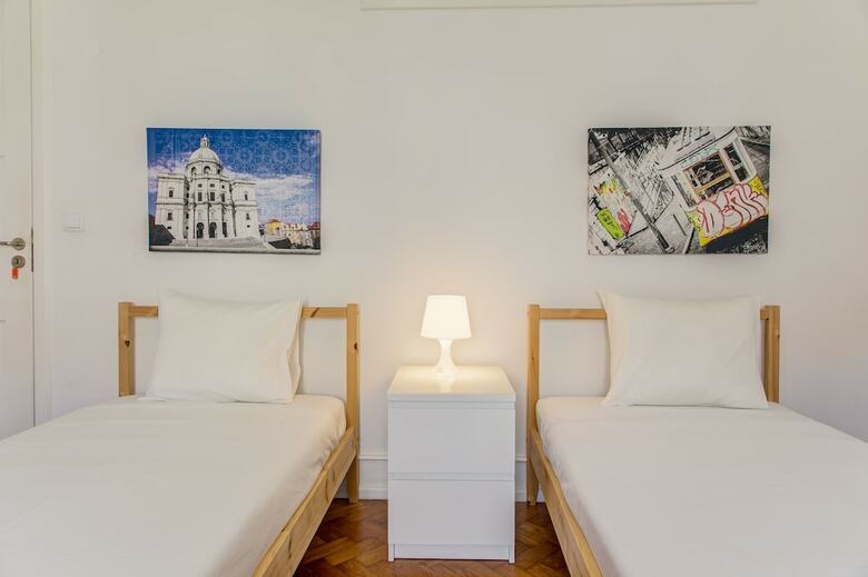 Hotel Home Out Rooms & Apartments