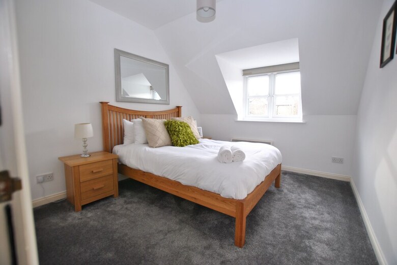 Apartamentos Alexandra Court 7