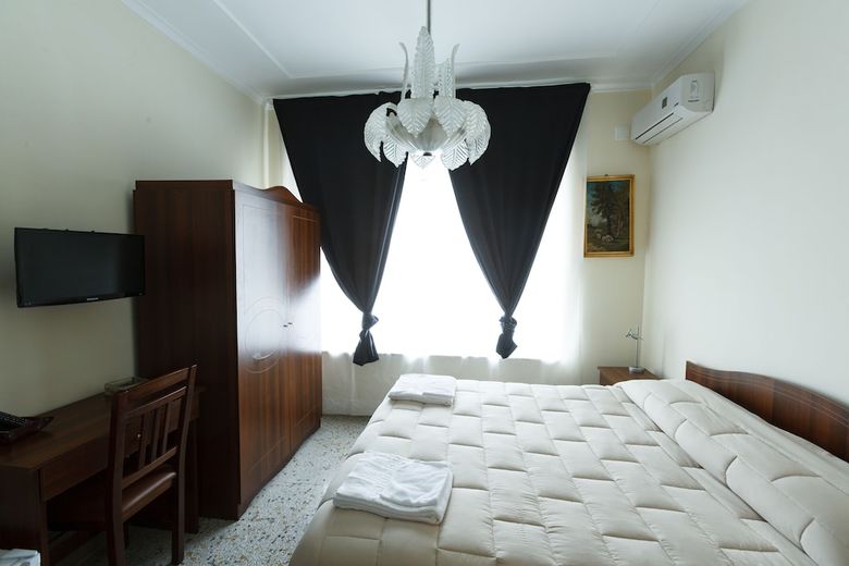 Villa Emilia - Near Flavian Amphitheater
