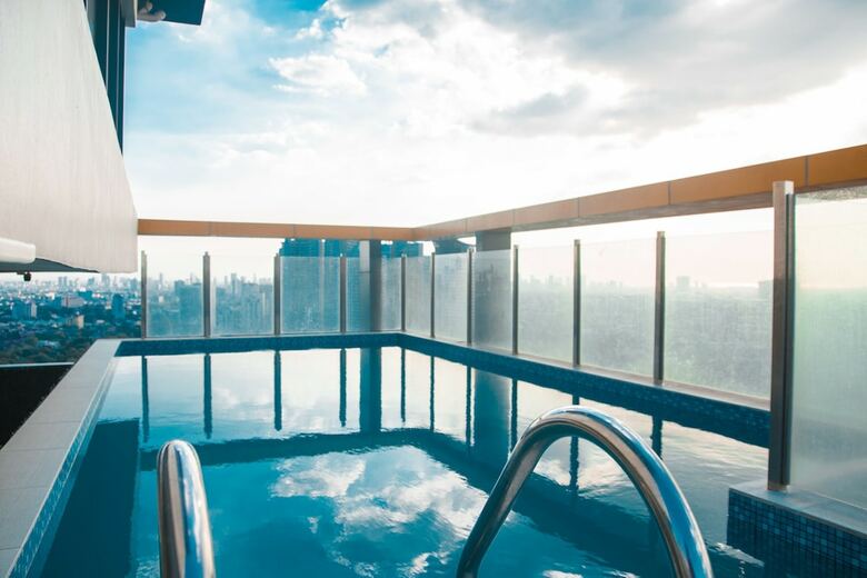 Aparthotel Upper Story Serviced Apartments