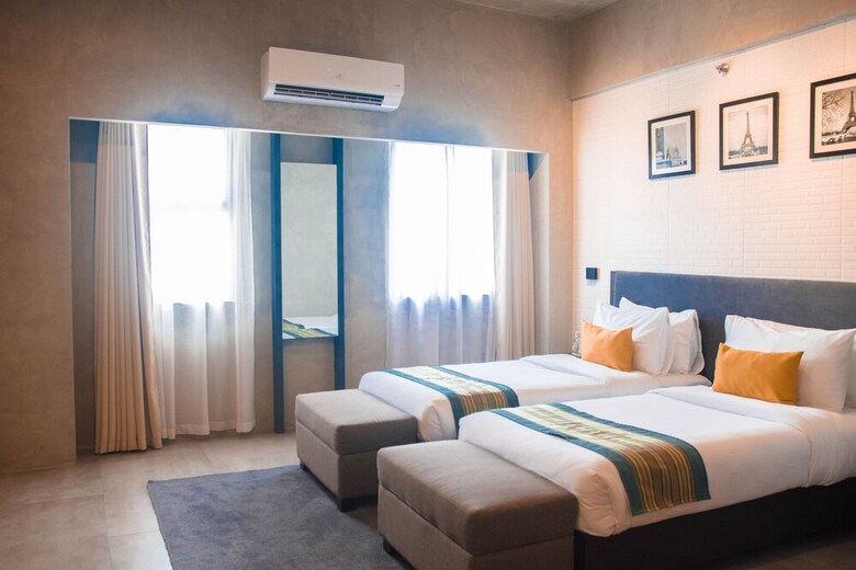 Aparthotel Upper Story Serviced Apartments