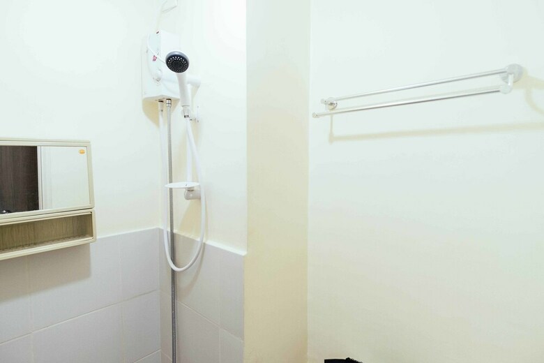 Hotel Reddoorz @ Urban Deca Tower Edsa
