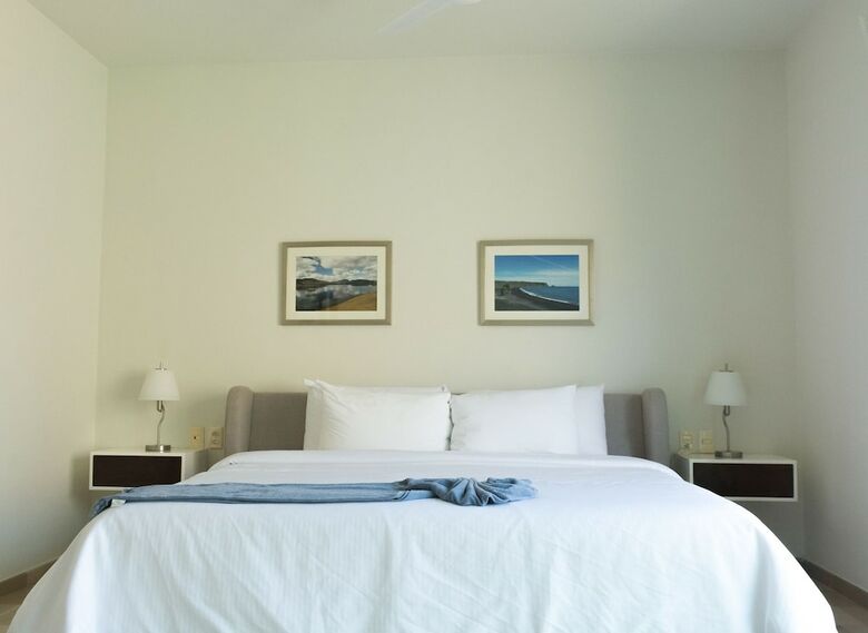 Apartamentos Costa Brava B2. The Horizon Right In Front Your Sight