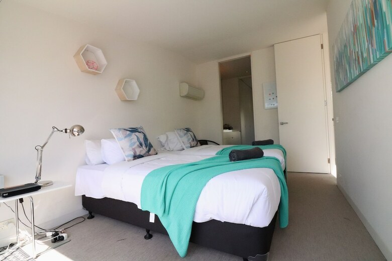 Inspired Designer Carlton North Terrace - Rejuvenate Stays